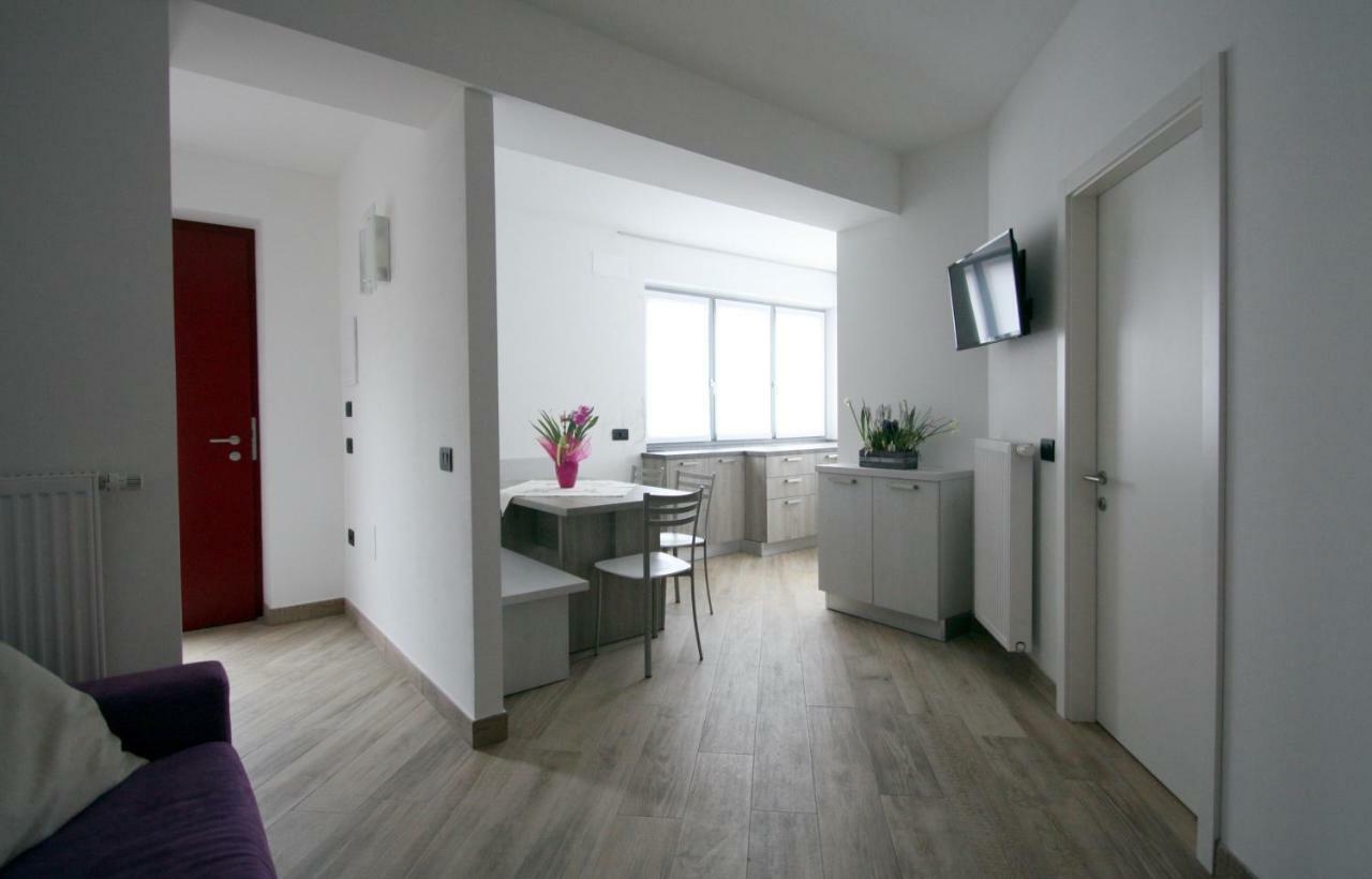 Apartmán Casa Ai Stabli Mezzana  Exteriér fotografie